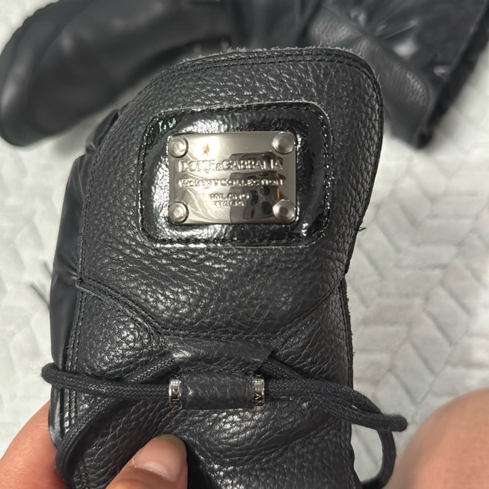 Dolce & Gabbana Black Leather Women's Boots - Picture 9 of 9